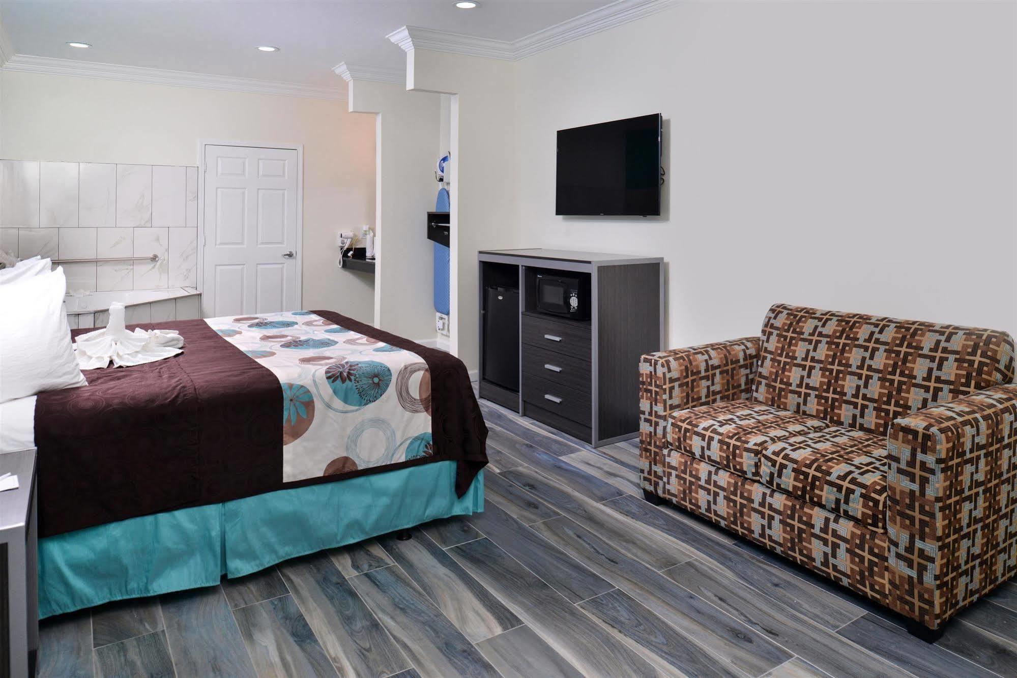 Americas Best Value Inn & Suites - Houston/Hwy 6 & Westpark Mission Bend Ngoại thất bức ảnh